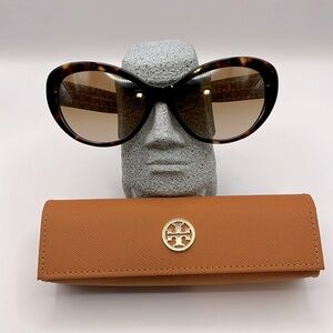 NWOT Tory Burch Tortoiseshell Cat Eye Sunglasses